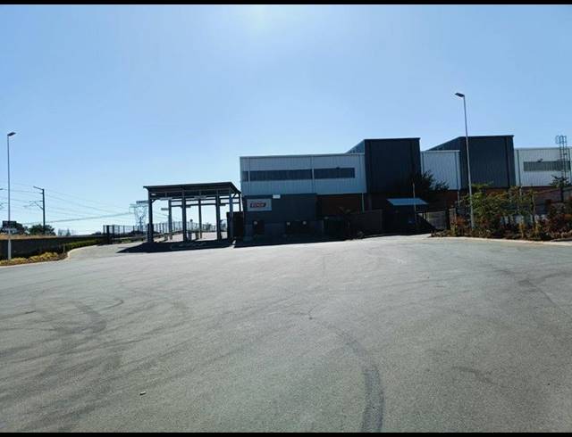 INDUSTRIAL PROPERTY TO RENT IN LONGLAKE